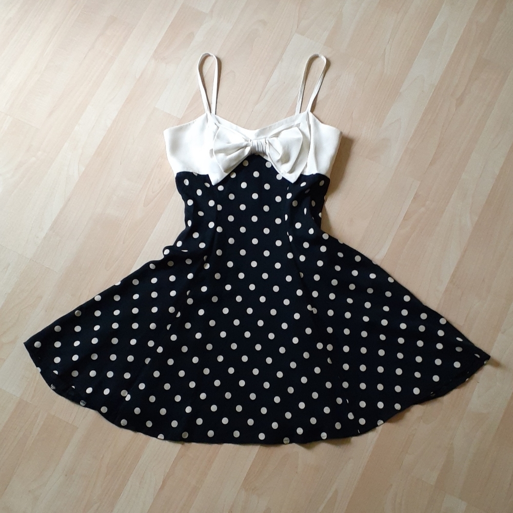 ⚡️SOLD⚡️- Vintage 80s Flare Dress - B&W - Size 3